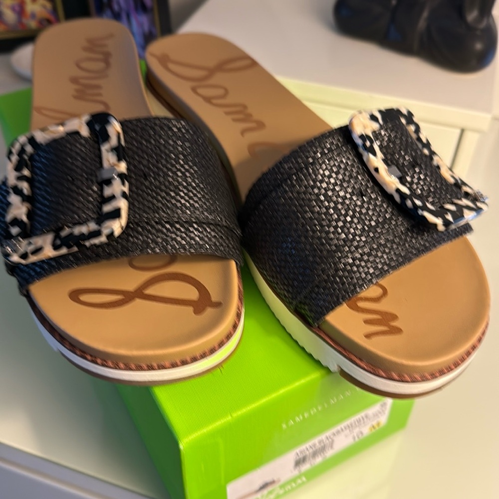 😎HOST PICK!! Sam Edelman Ariana Platform Slide Sandal😎